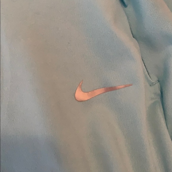 Nike running DriFit sweatshirt - Picture 2 of 7